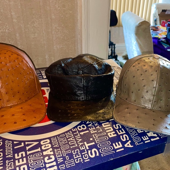 Bundle of 4 Ostrich skin Cap , Medium SZ/adjustable - Picture 3 of 10